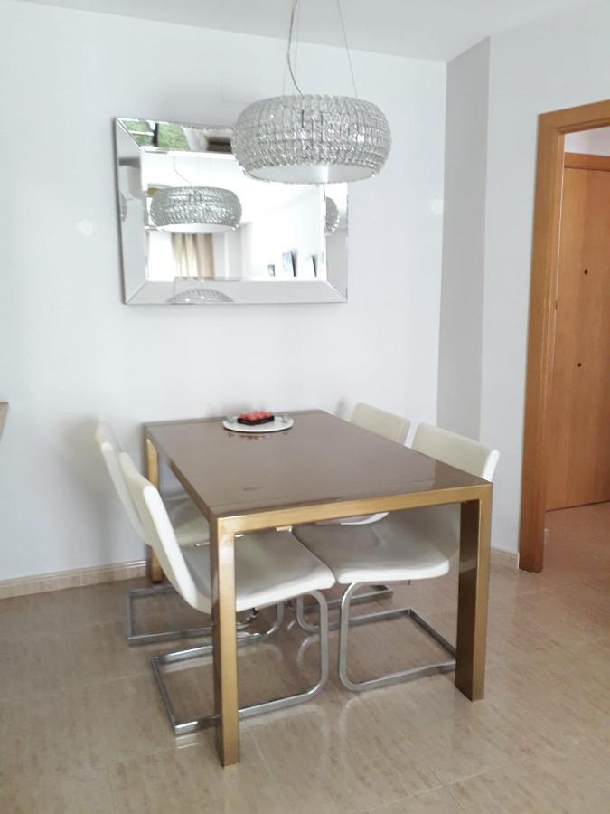 Apartamento Para 4-6 Personas En Larimar Салоу Екстериор снимка