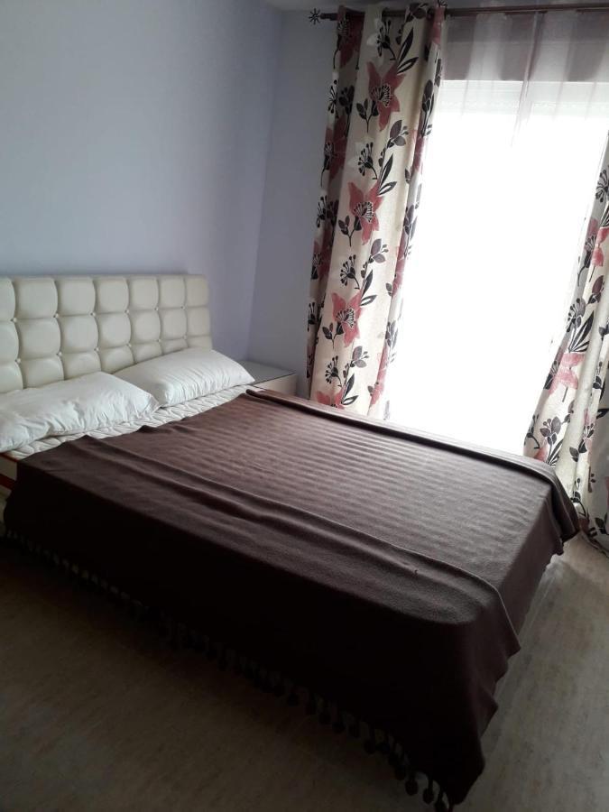 Apartamento Para 4-6 Personas En Larimar Салоу Екстериор снимка