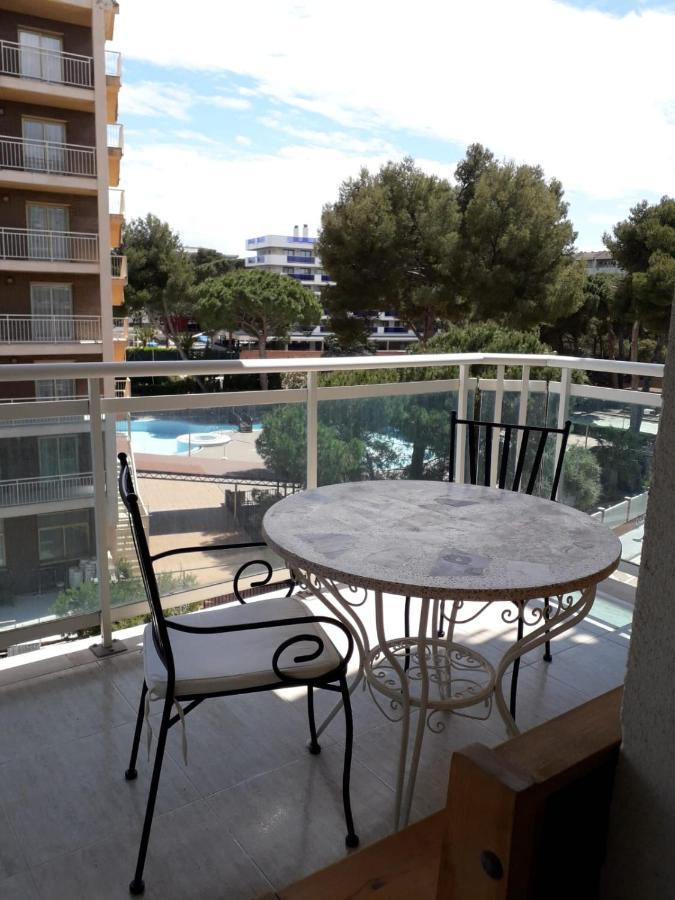 Apartamento Para 4-6 Personas En Larimar Салоу Екстериор снимка