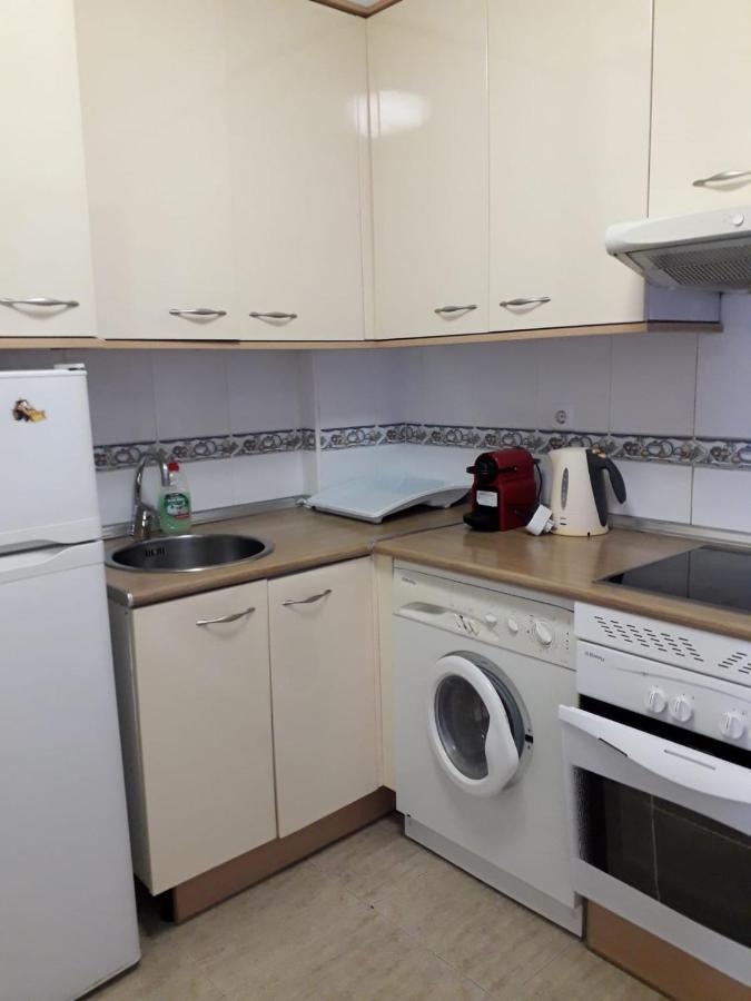 Apartamento Para 4-6 Personas En Larimar Салоу Екстериор снимка